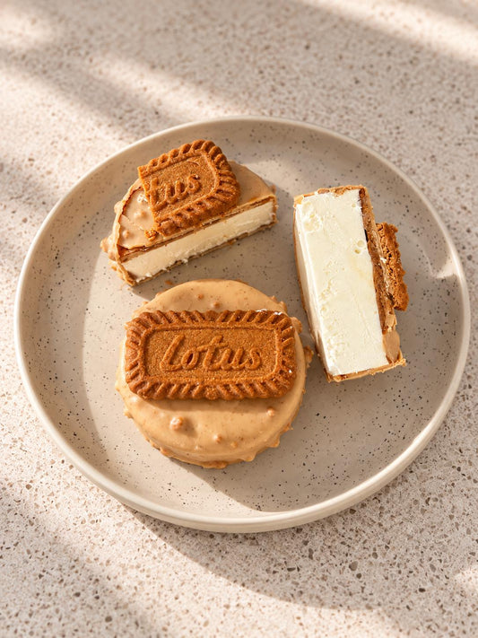 CHEESECAKE LOTUS